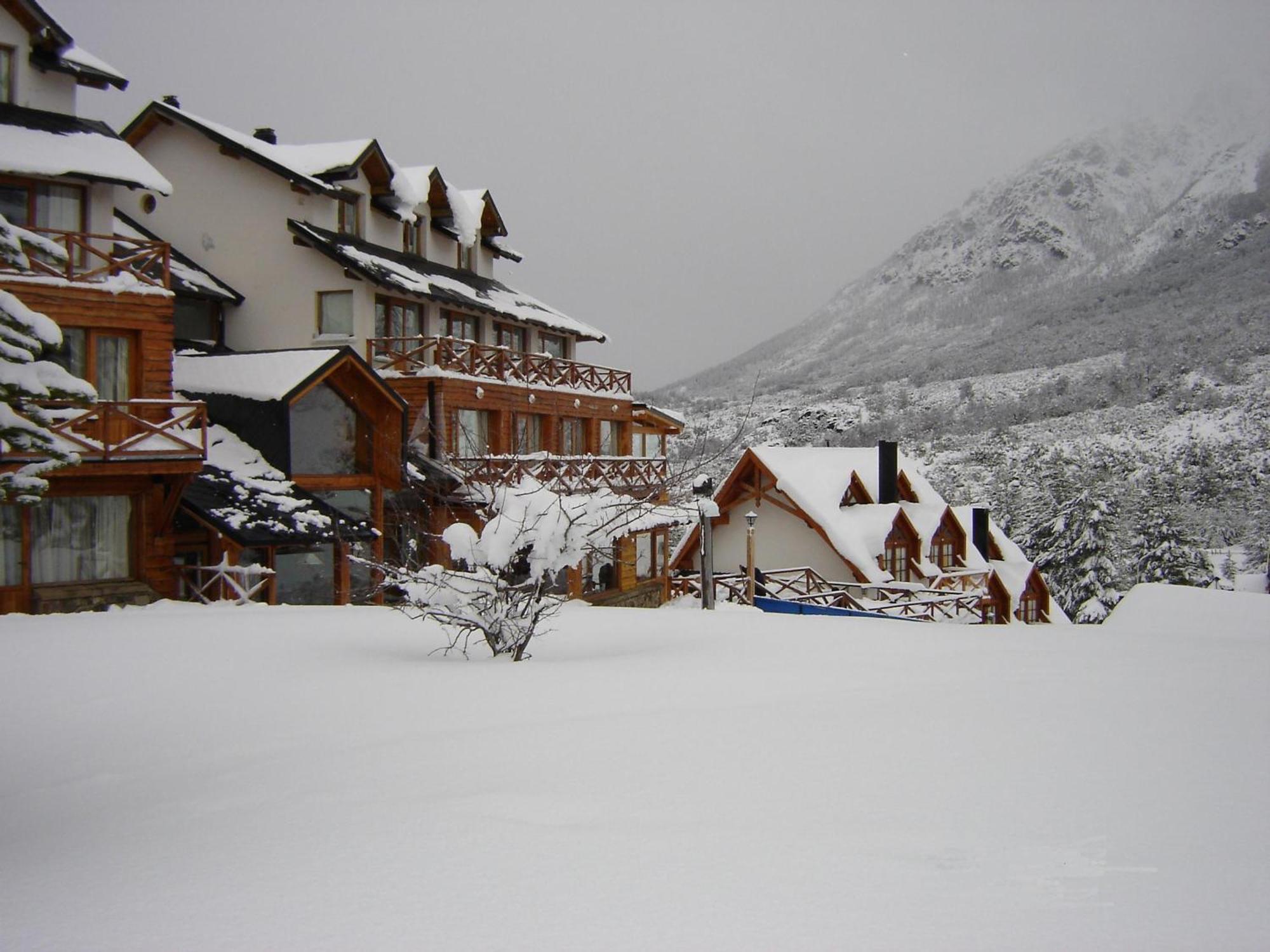 Hotel Punta Condor Cerro Catedral Екстериор снимка