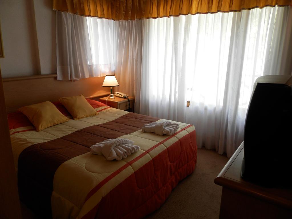 Hotel Punta Condor Cerro Catedral Екстериор снимка