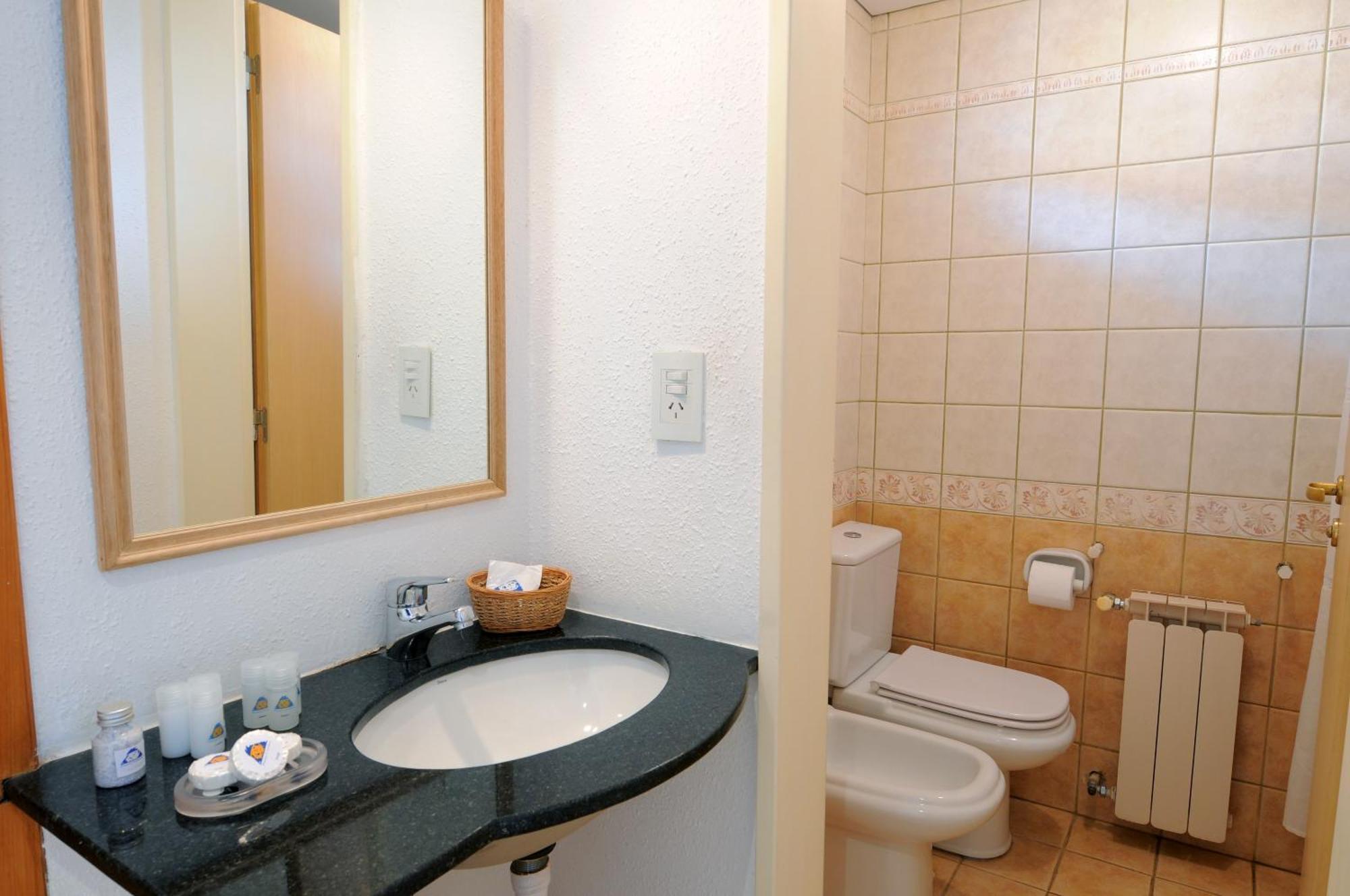 Hotel Punta Condor Cerro Catedral Екстериор снимка