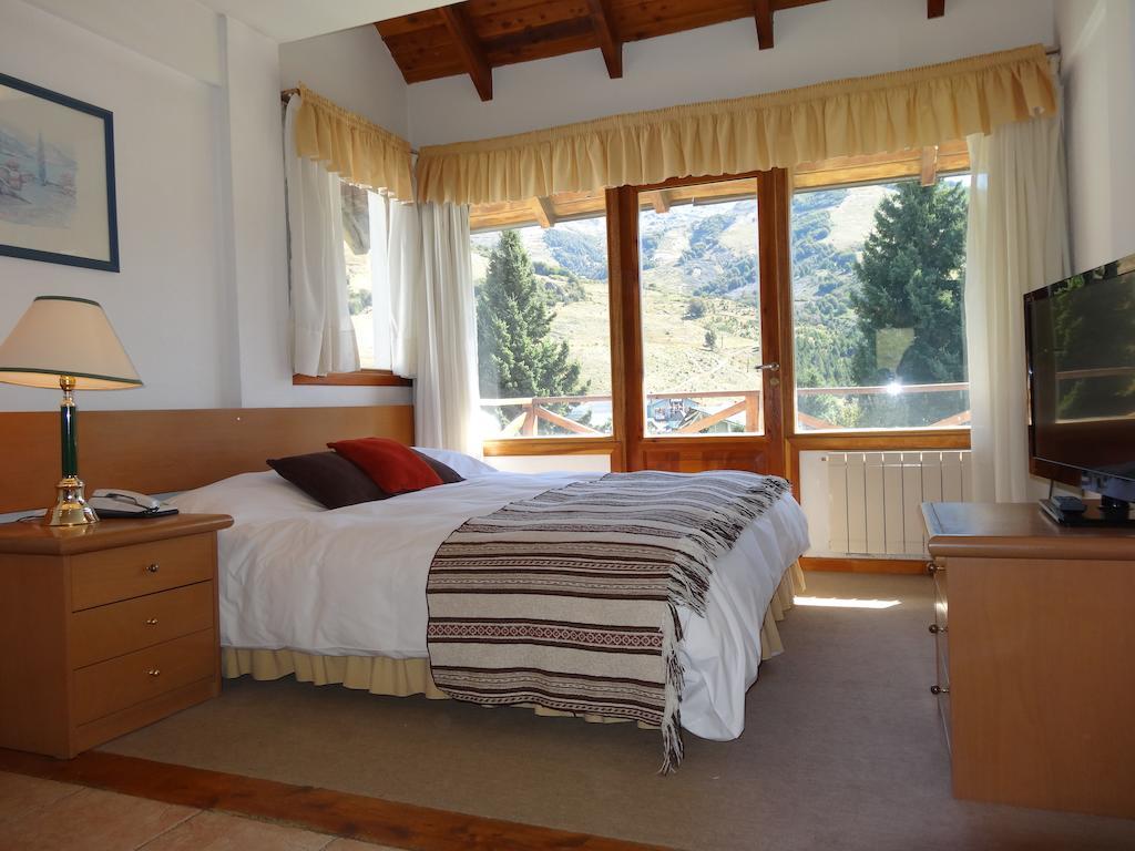 Hotel Punta Condor Cerro Catedral Екстериор снимка