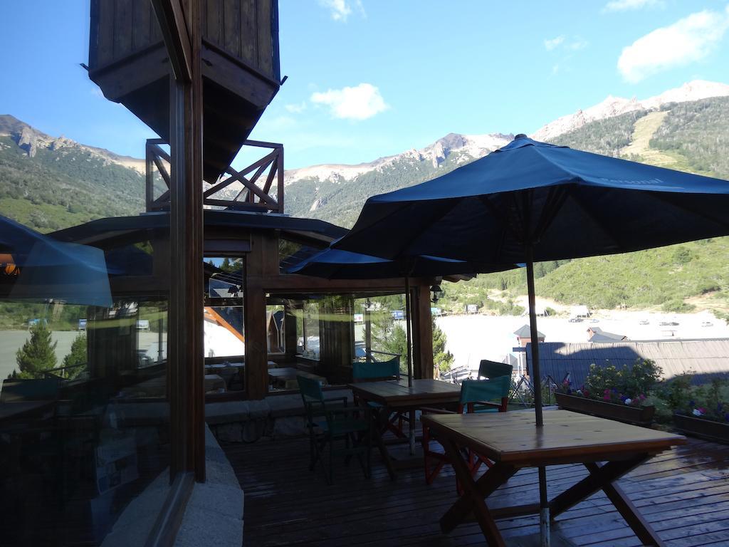 Hotel Punta Condor Cerro Catedral Екстериор снимка