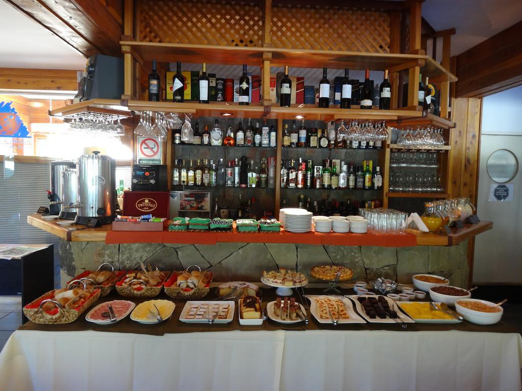 Hotel Punta Condor Cerro Catedral Екстериор снимка